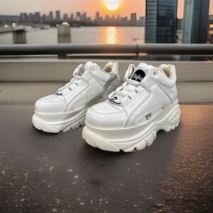Buffalo London Patent Leather Platform Sneakers White Women's Size 39 US 8-8.5